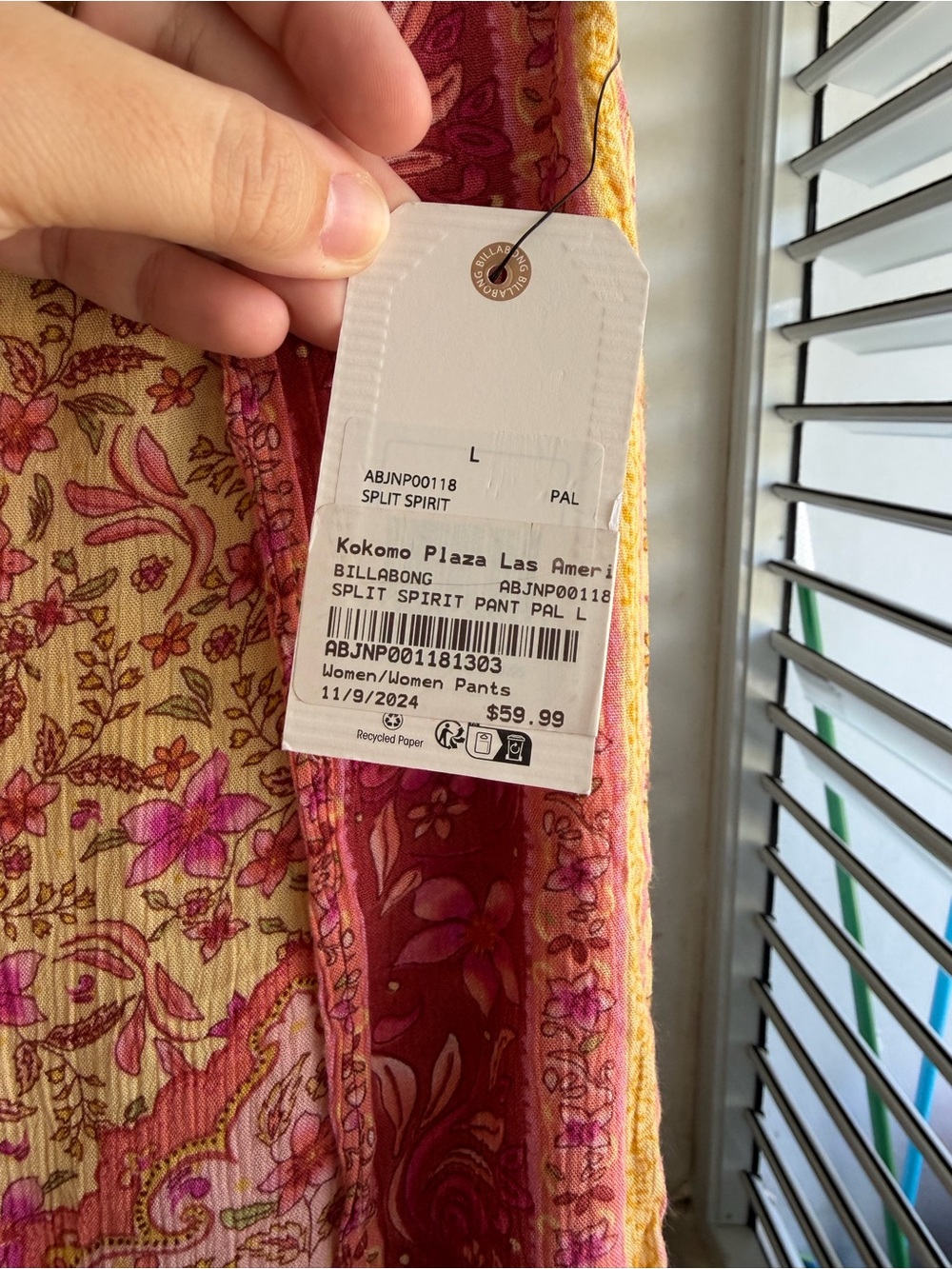 Dress Subcategory Identification - Picture 3 of 5